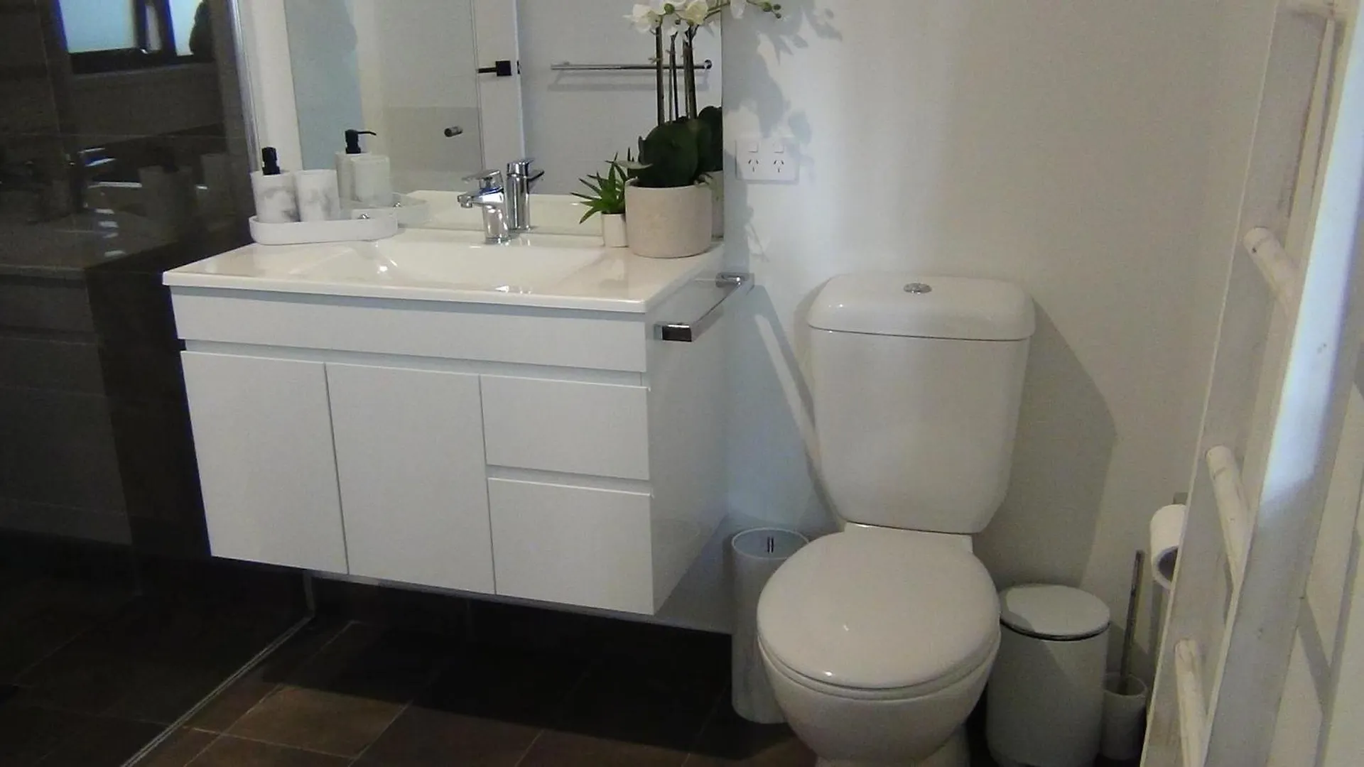 Tranquil Retreat 10 Min To Hobart-Wifi Smart Tv Villa Hobart